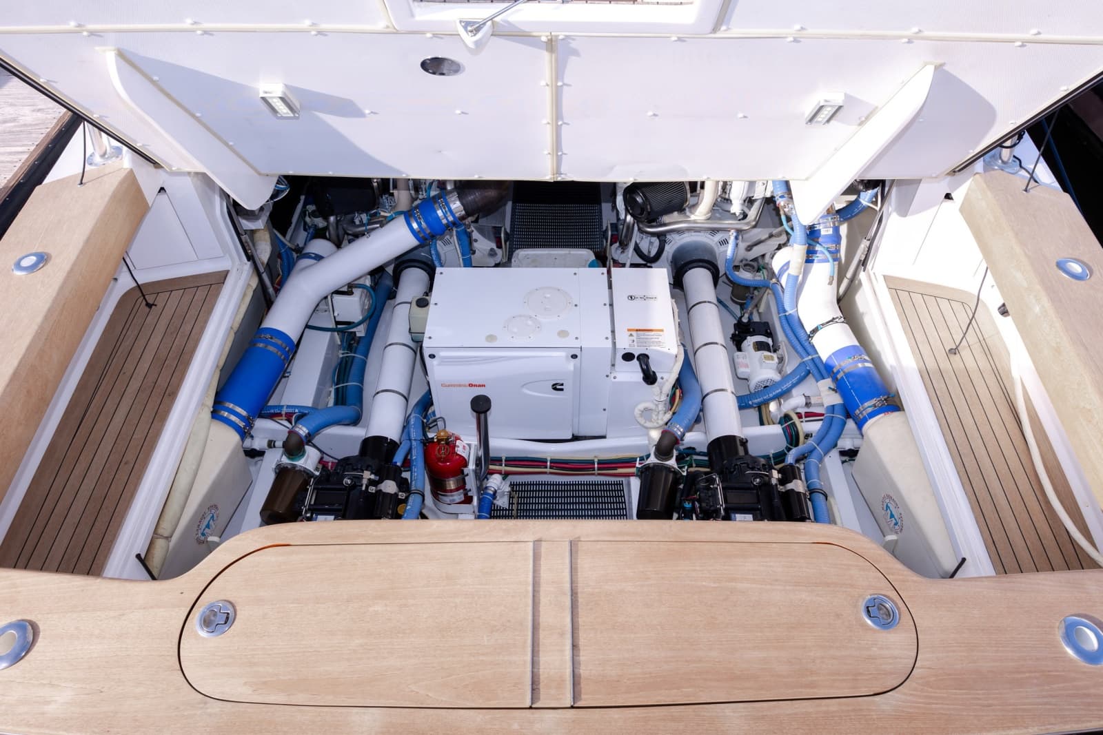 2015 Jarrett Bay Hardtop Express - Photo 108