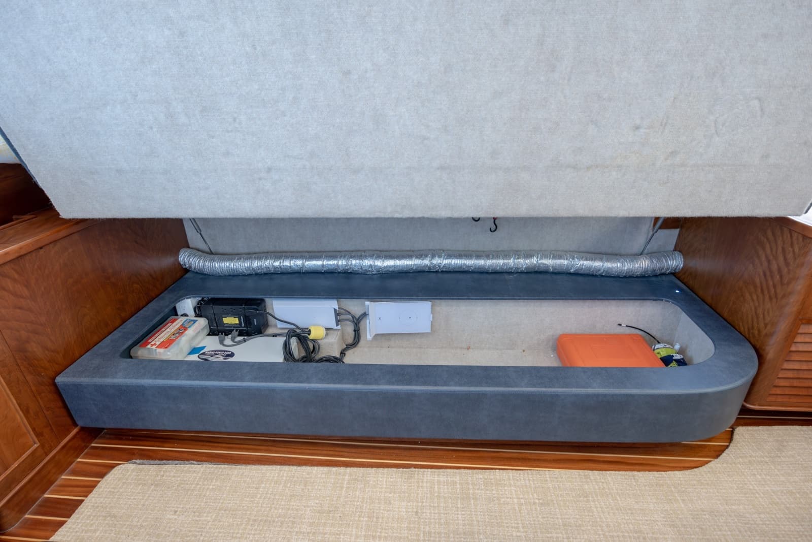 2015 Jarrett Bay Hardtop Express - Photo 63