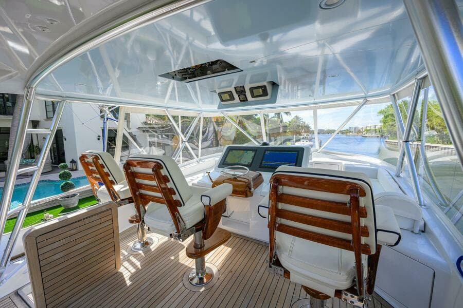 2008 Viking 60 Convertible - Photo 16