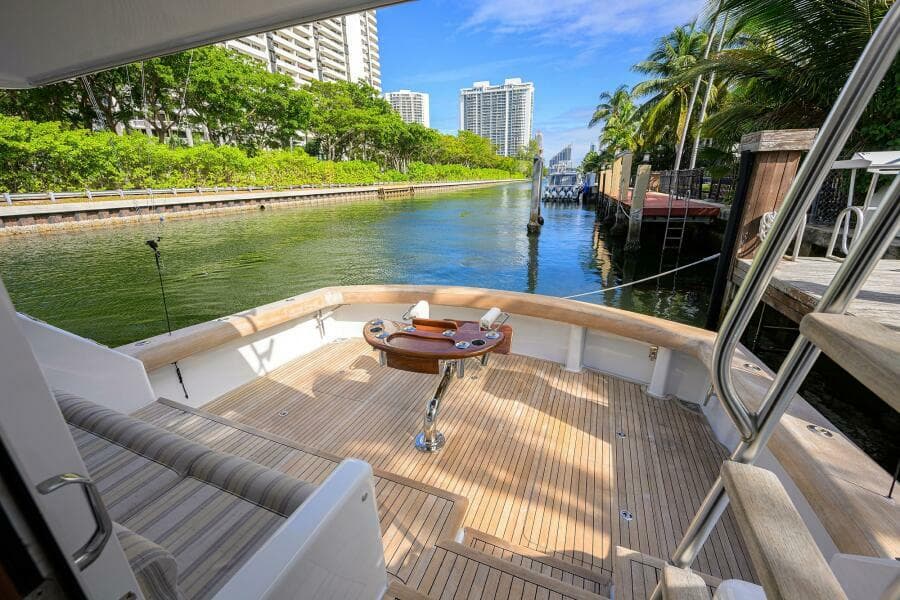 2008 Viking 60 Convertible - Photo 12