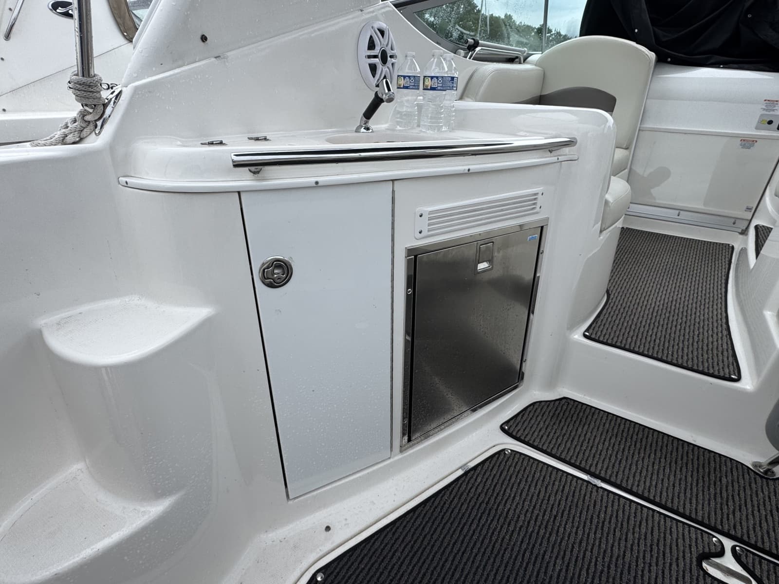 2008 Chaparral 310 Signature - Photo 11