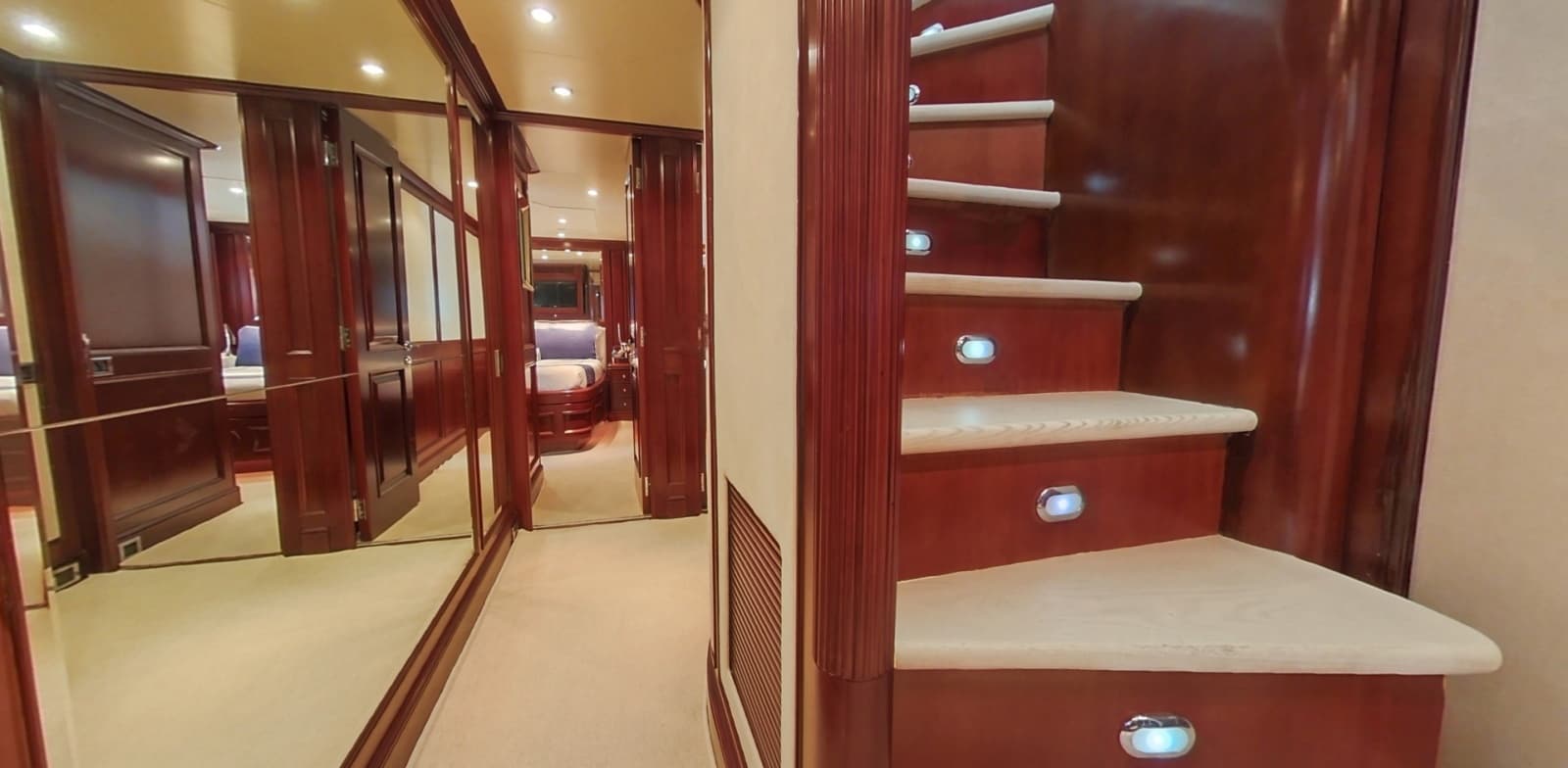 2003 Benetti 115 Classic - Photo 18