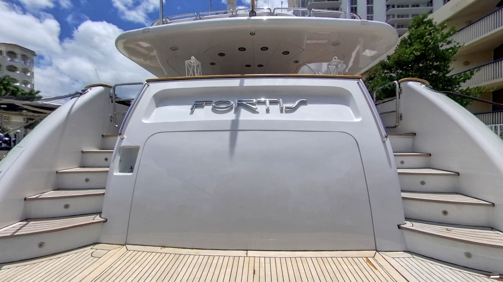 2003 Benetti 115 Classic - Photo 2