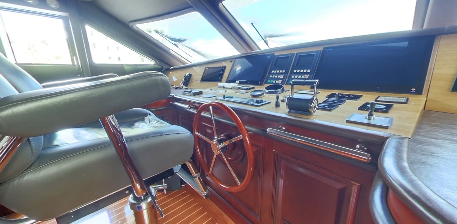 2003 Benetti 115 Classic - Photo 14