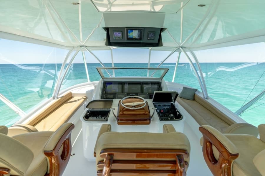 2015 Viking 62 Convertible - Photo 26