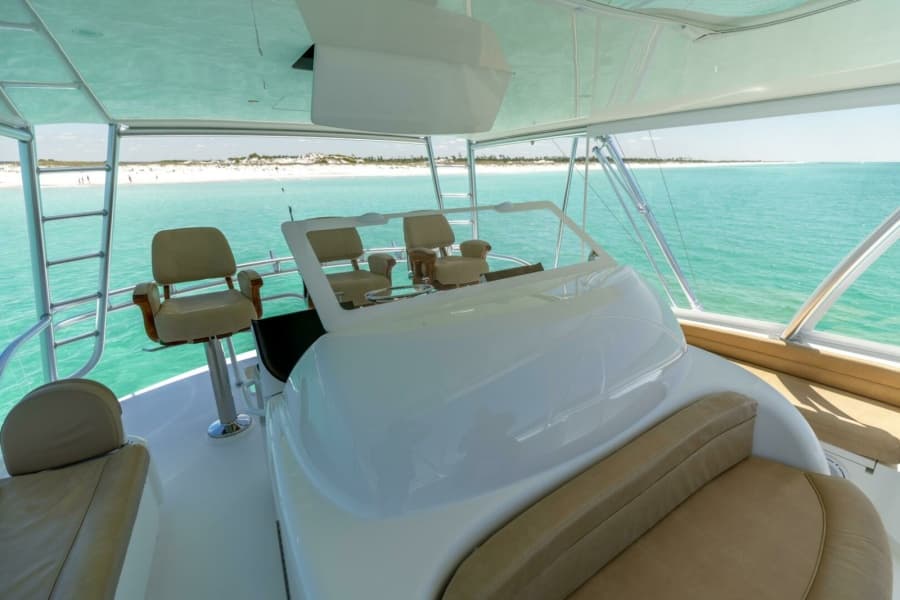 2015 Viking 62 Convertible - Photo 29