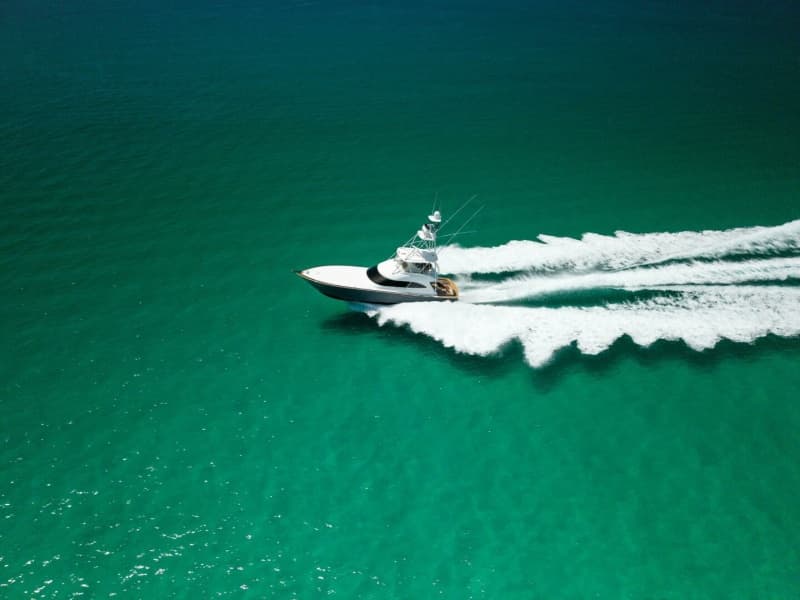 2015 Viking 62 Convertible - Photo 42