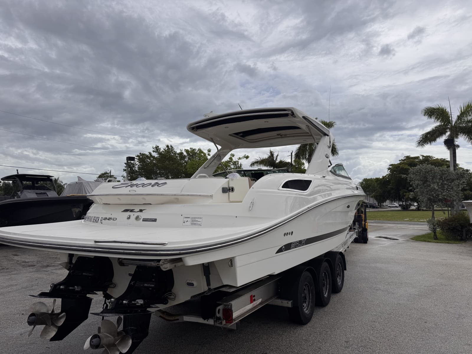 2016 Sea Ray 350 SLX - Photo 8