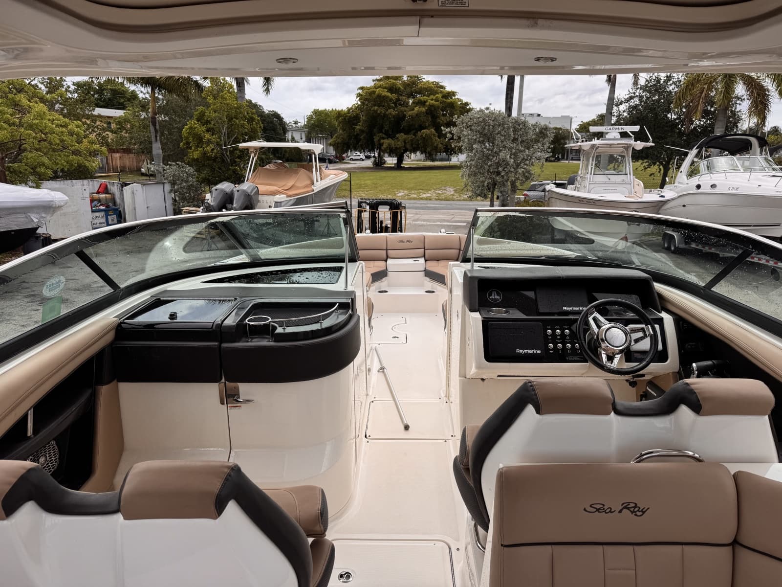 2016 Sea Ray 350 SLX - Photo 15