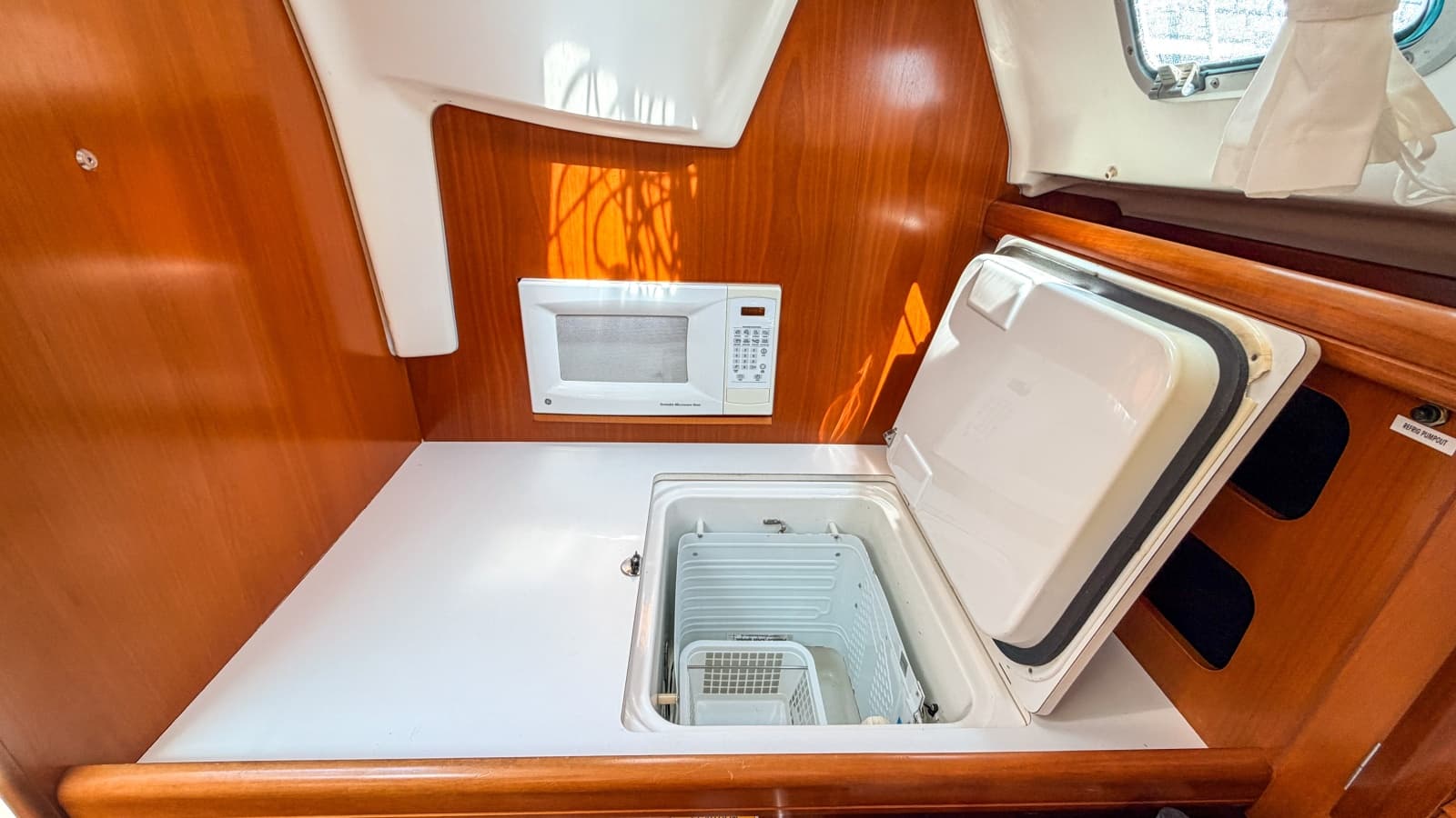 2002 Beneteau Oceanis 361 - Photo 12