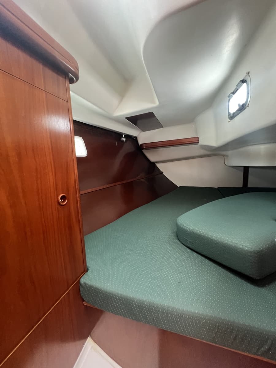 2002 Beneteau Oceanis 361 - Photo 11