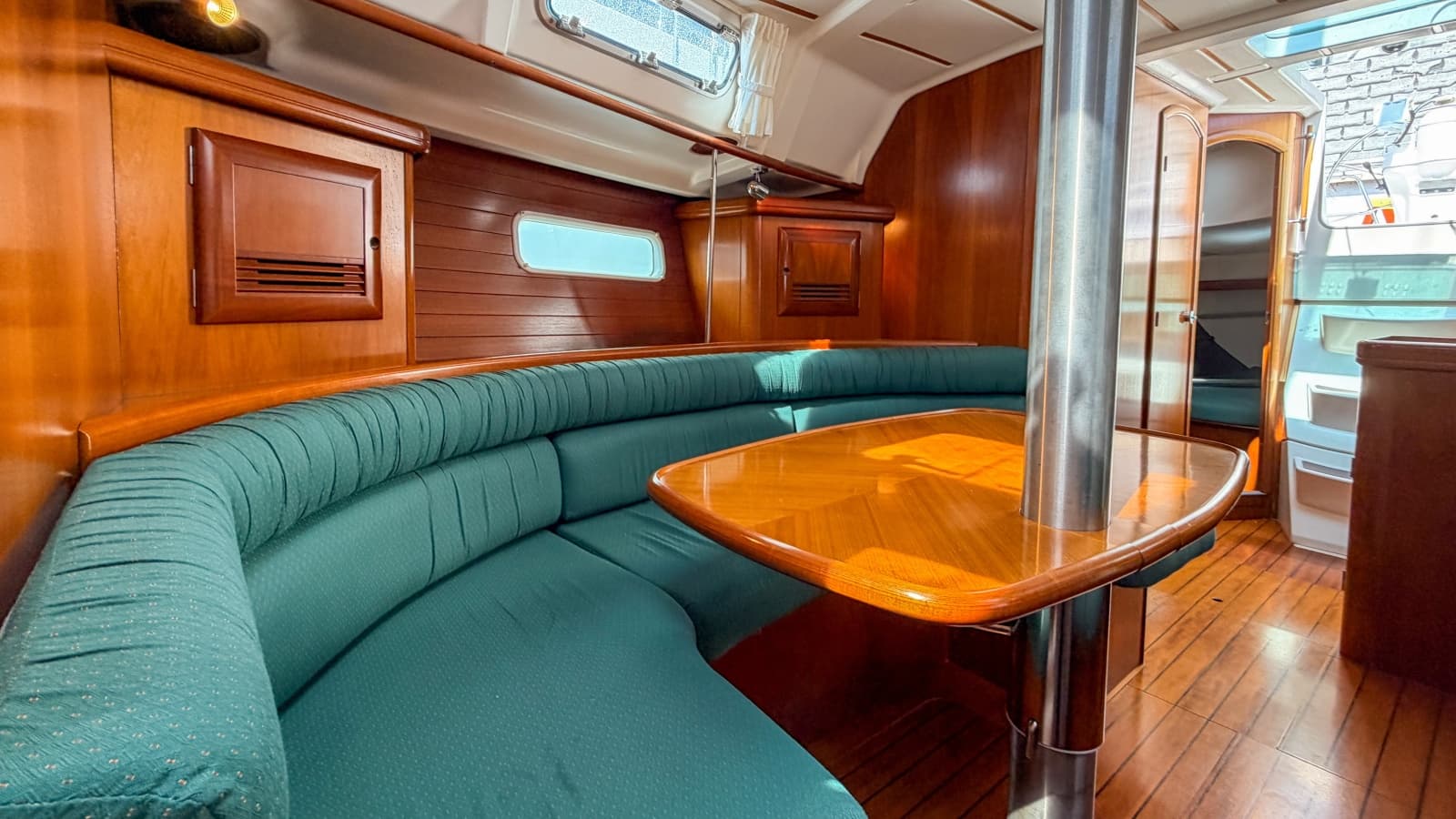 2002 Beneteau Oceanis 361 - Photo 16