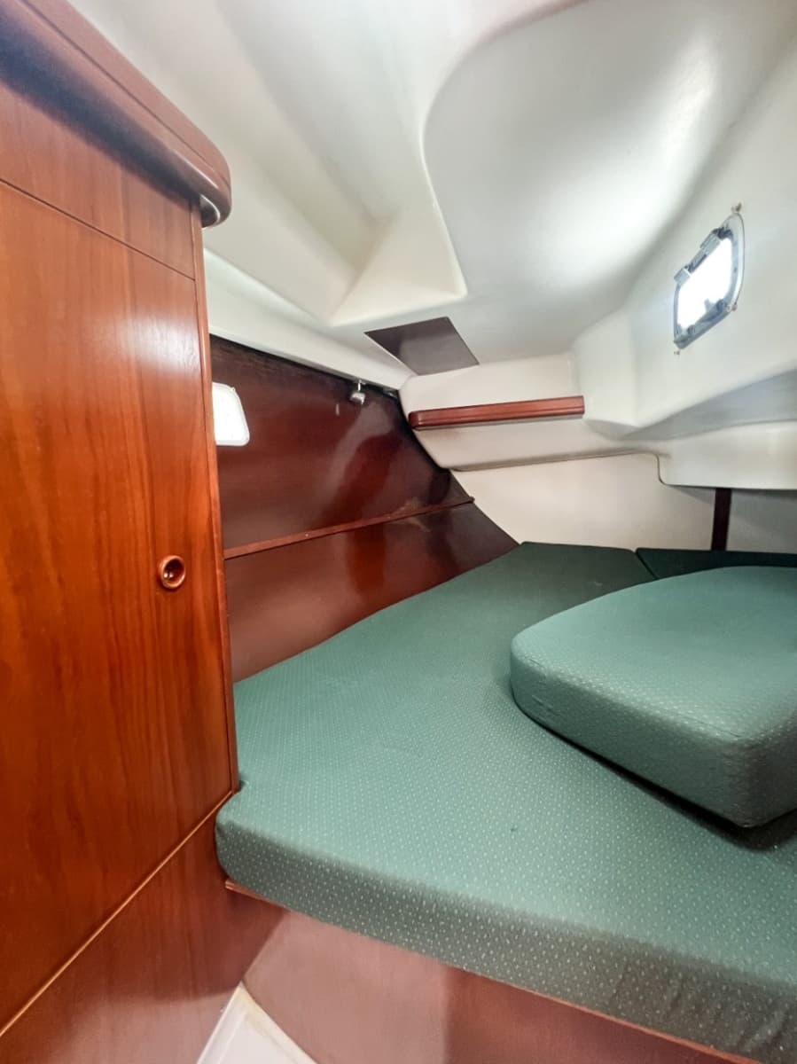 2002 Beneteau Oceanis 361 - Photo 8