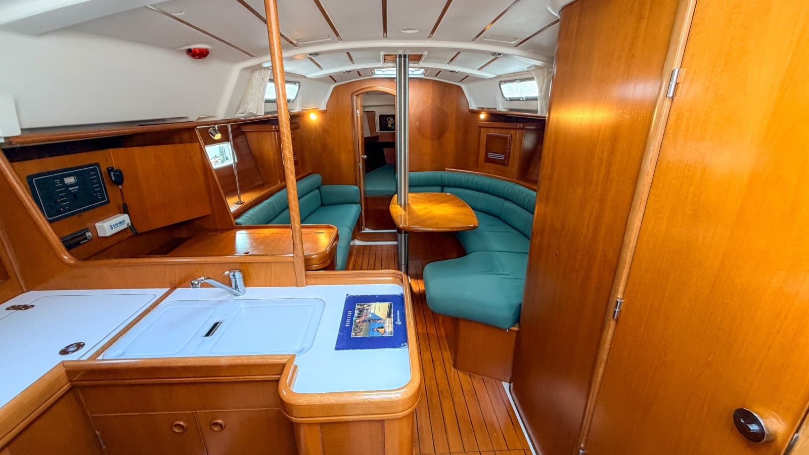 2002 Beneteau Oceanis 361 - Photo 13
