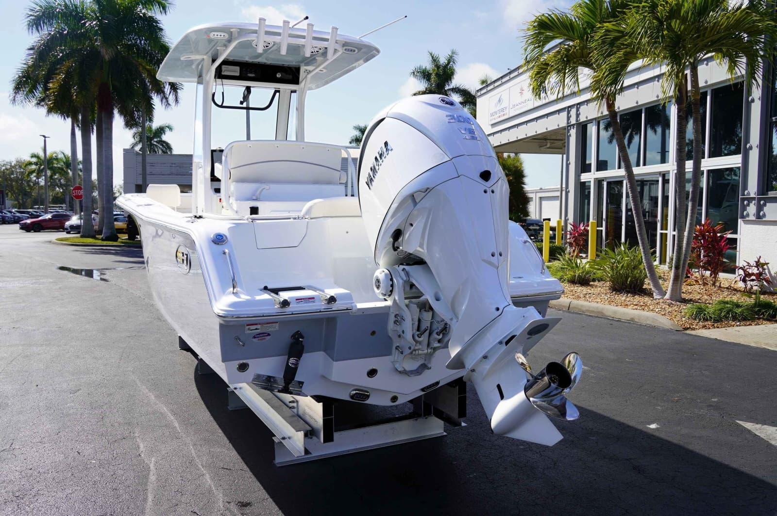 2026 Sea Hunt Ultra 245SE - Photo 2