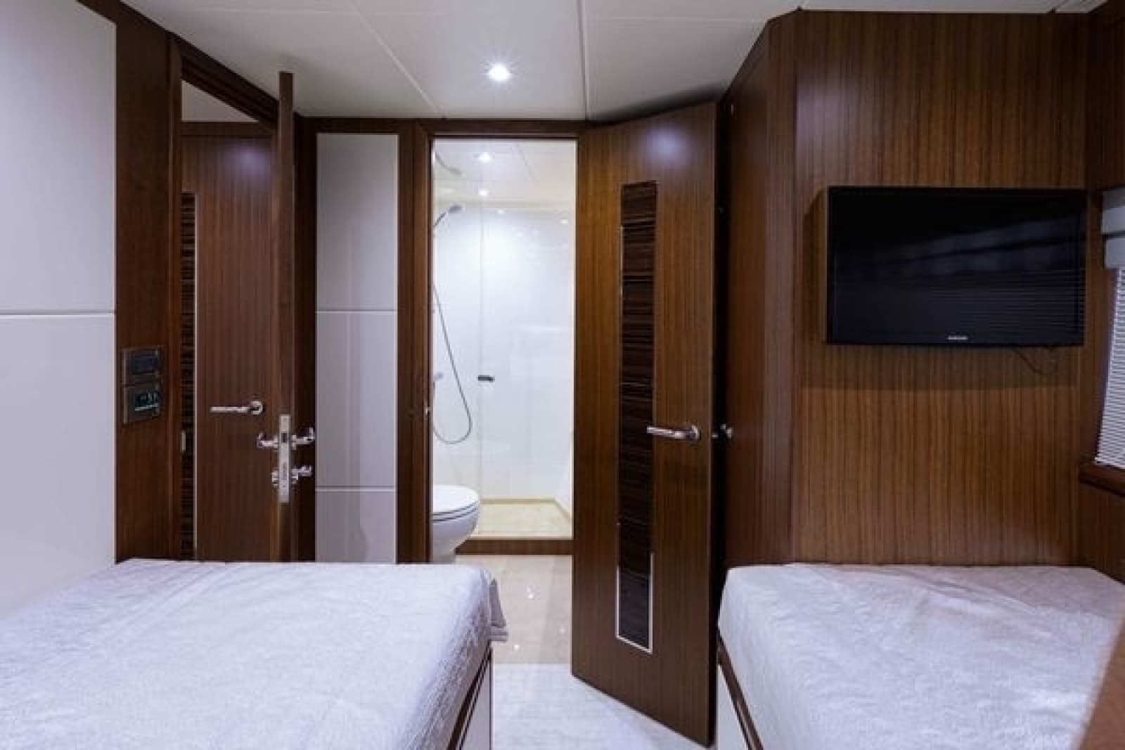 2019 Ocean Alexander Motoryacht 100 - Photo 60