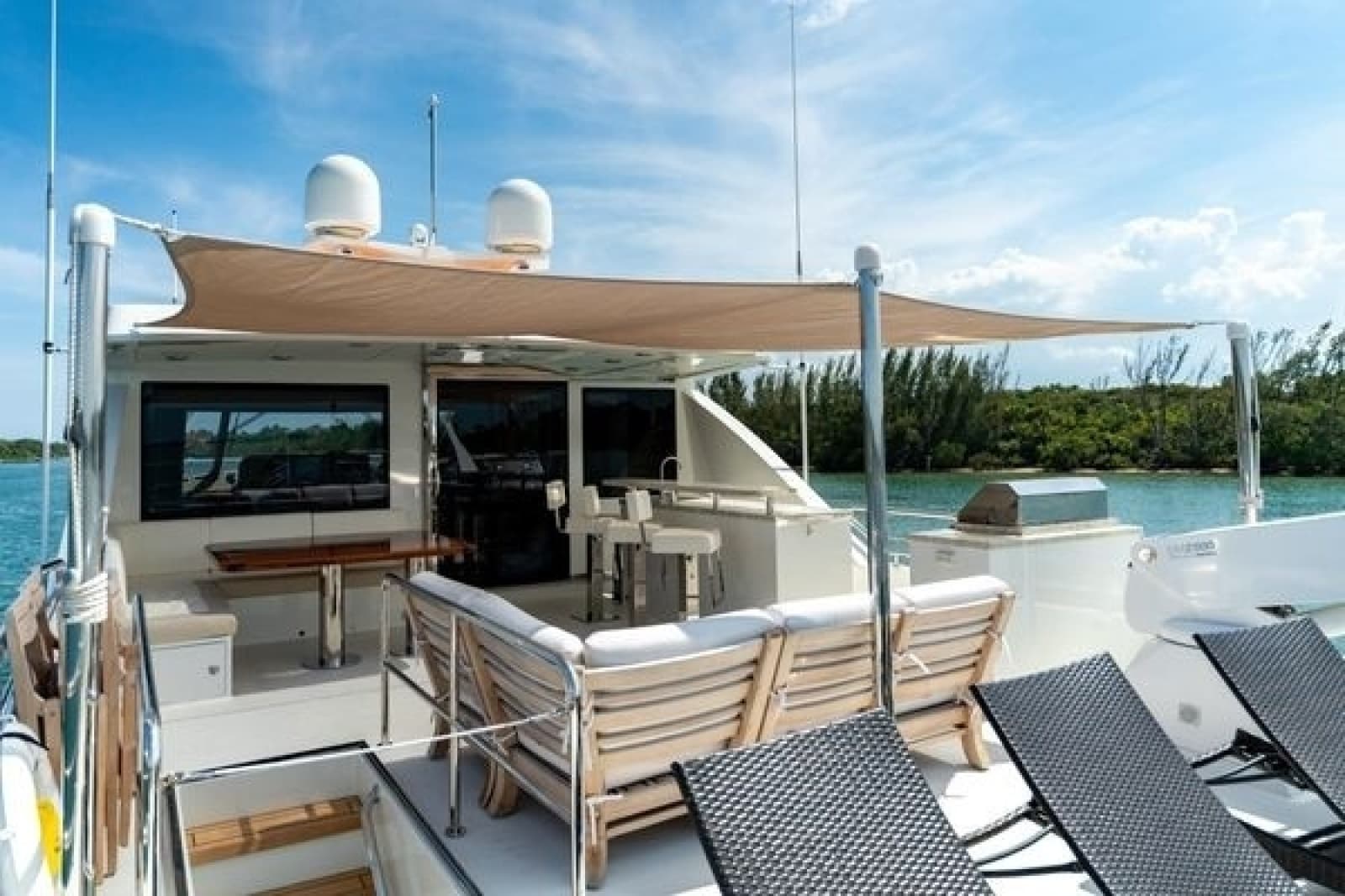 2019 Ocean Alexander Motoryacht 100 - Photo 11
