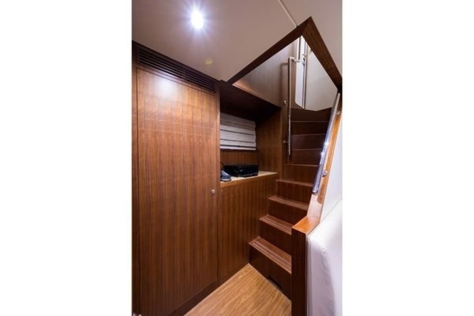 2019 Ocean Alexander Motoryacht 100 - Photo 63