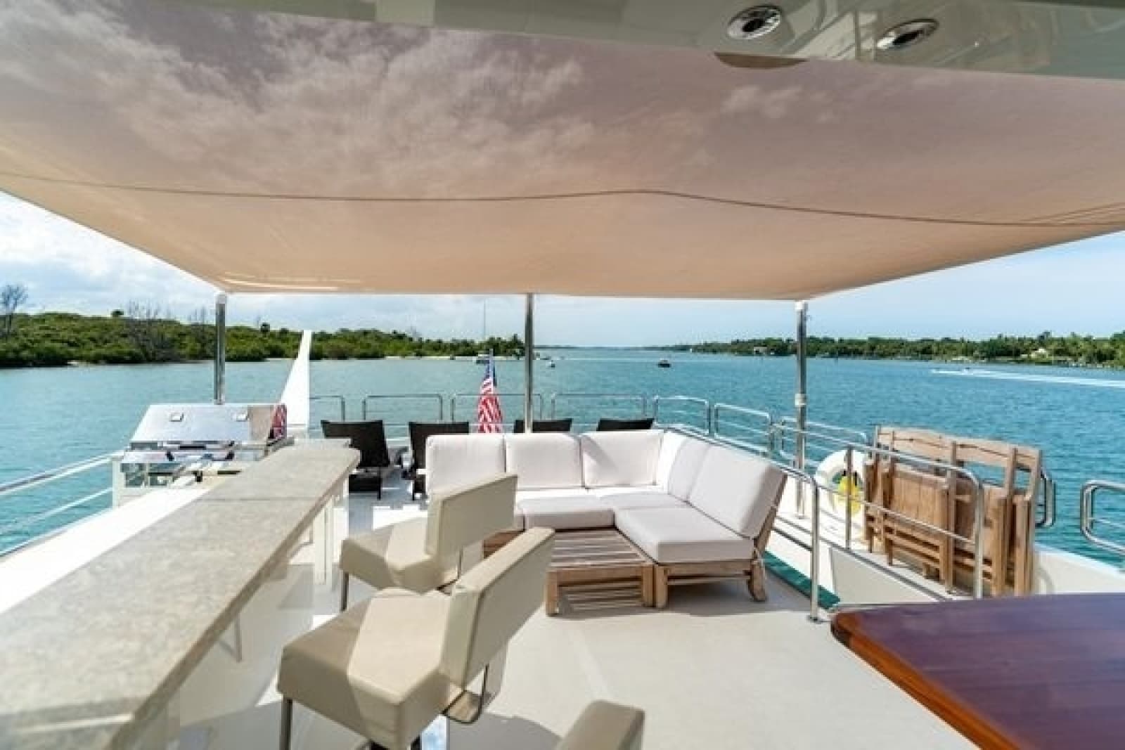 2019 Ocean Alexander Motoryacht 100 - Photo 12