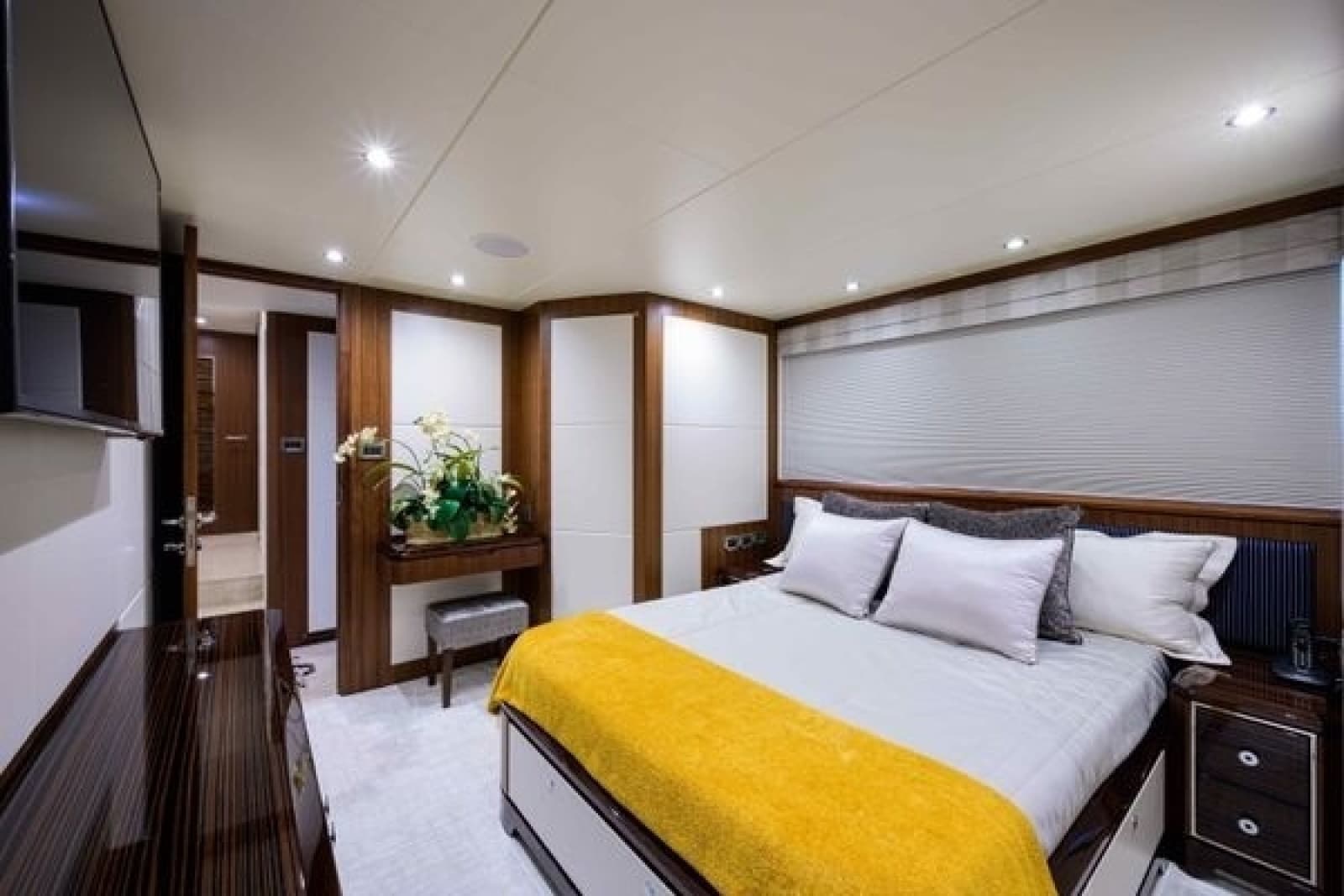 2019 Ocean Alexander Motoryacht 100 - Photo 48