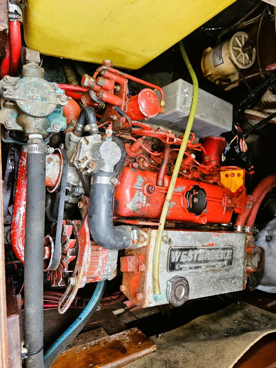 1985 Sabre 34 - Photo 20