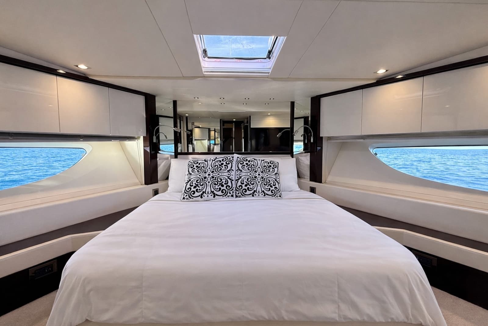 2019 Sunseeker 76 YACHT - Photo 36