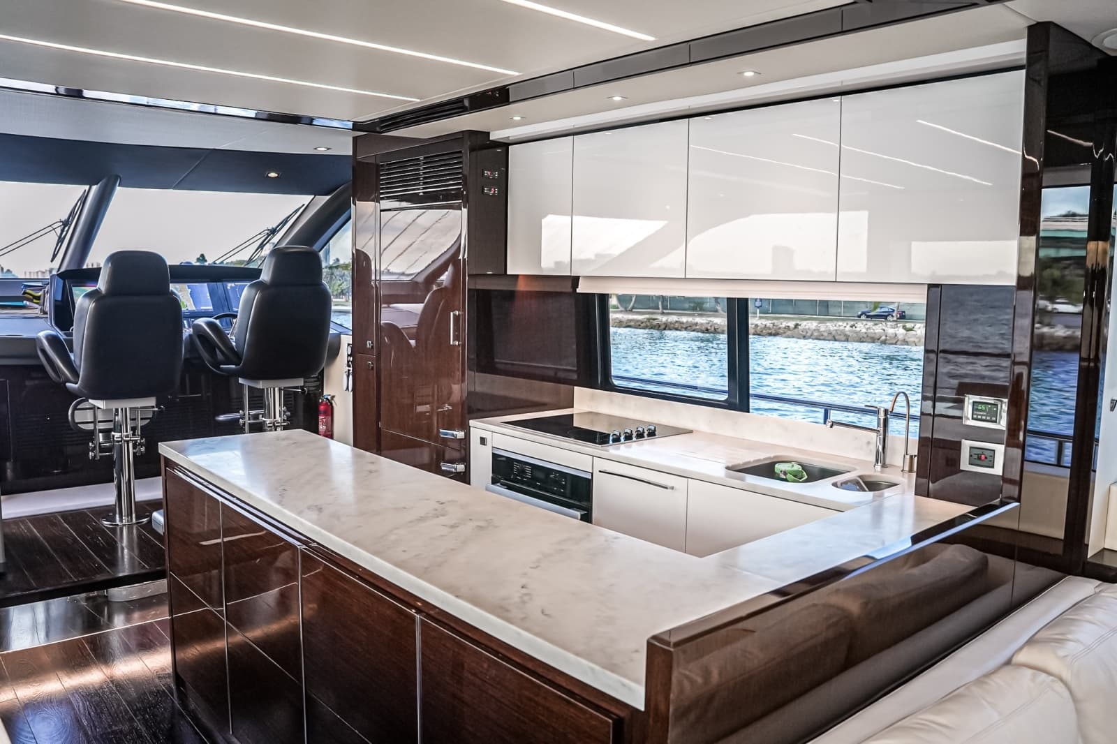 2019 Sunseeker 76 YACHT - Photo 15