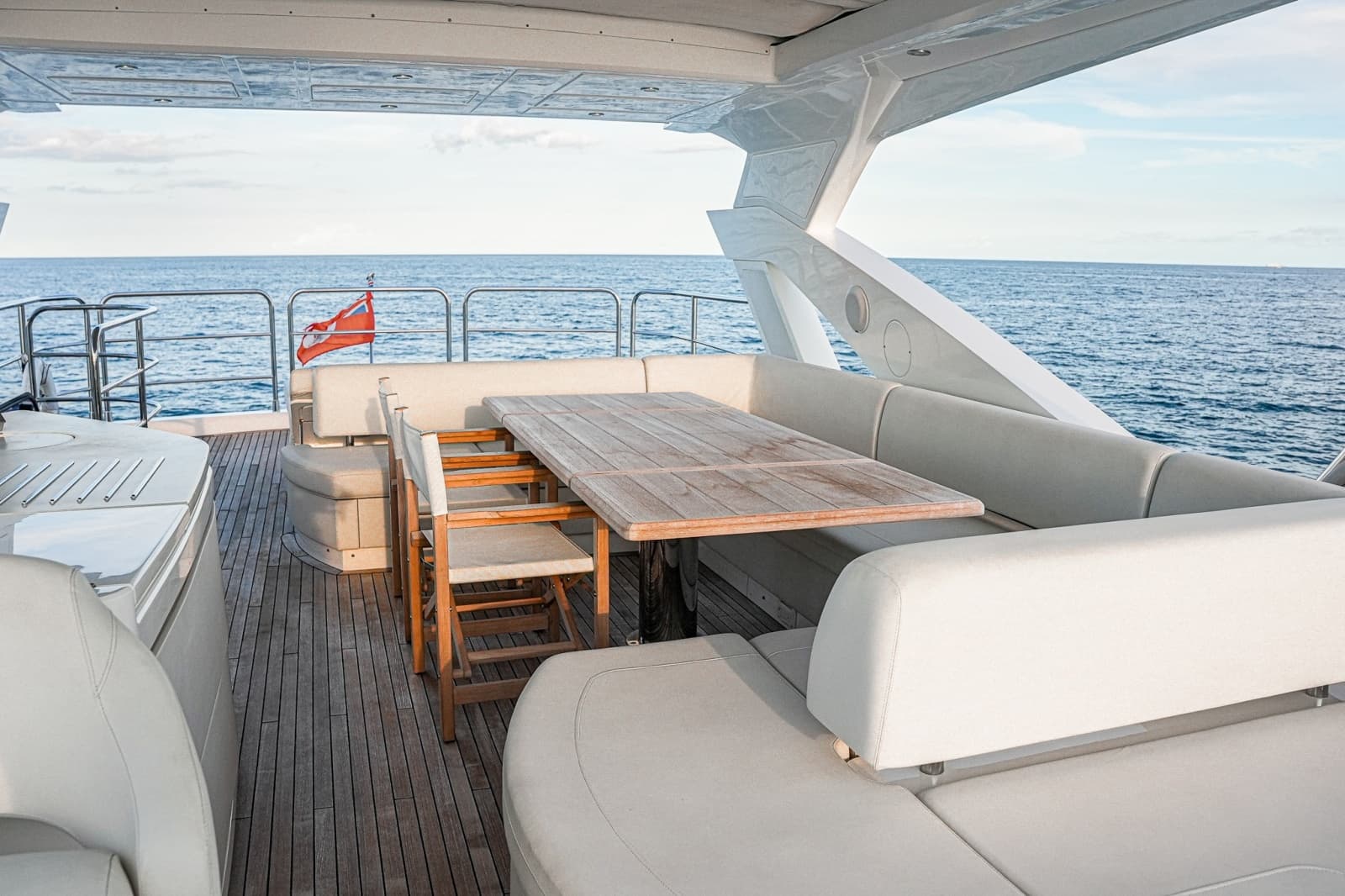 2019 Sunseeker 76 YACHT - Photo 20