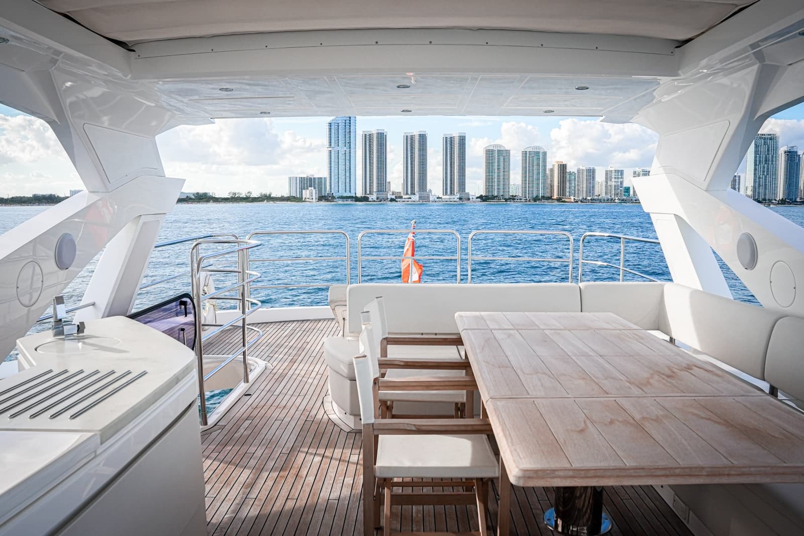 2019 Sunseeker 76 YACHT - Photo 23