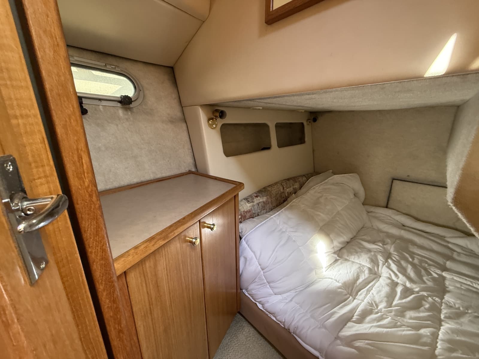 1998 Bayliner 3788 - Photo 42
