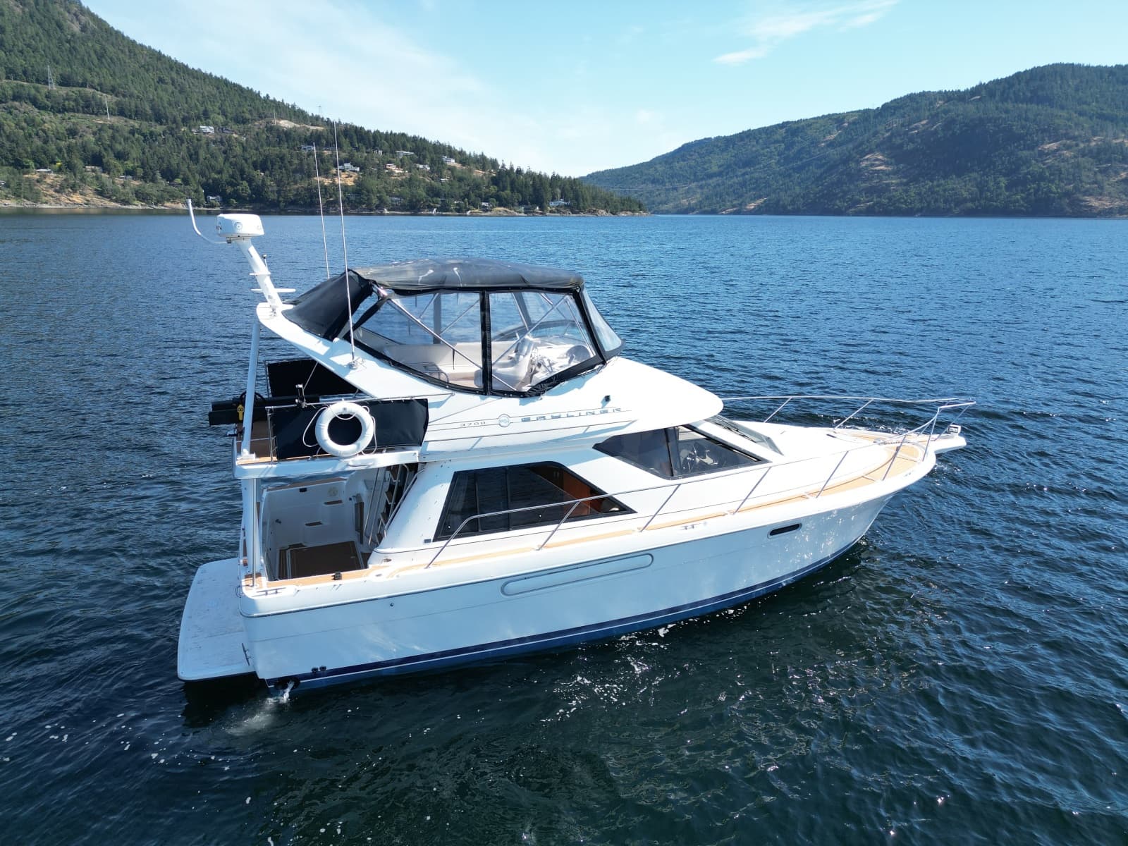 1998 Bayliner 3788 - Photo 5