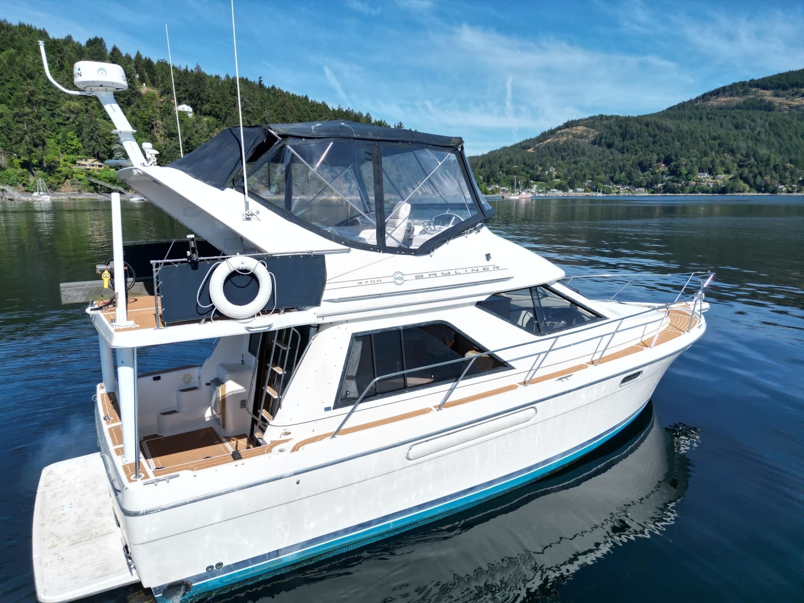 1998 Bayliner 3788 - Photo 7
