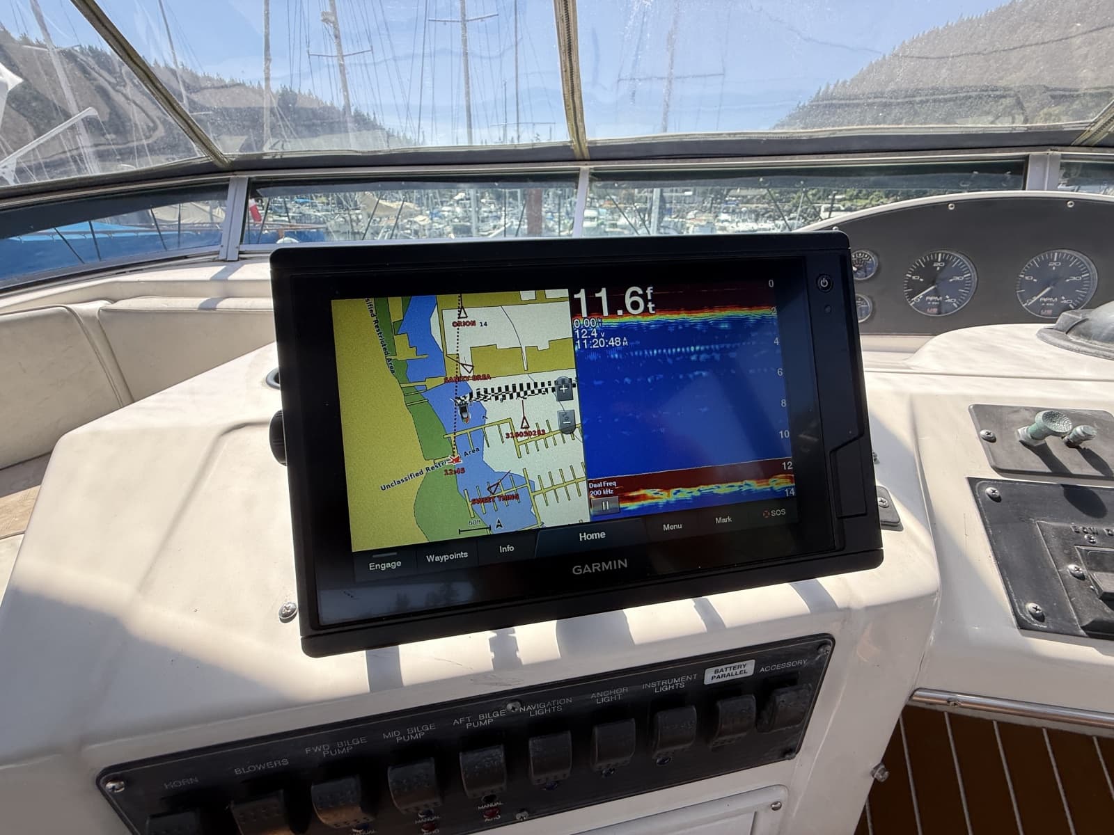 1998 Bayliner 3788 - Photo 64