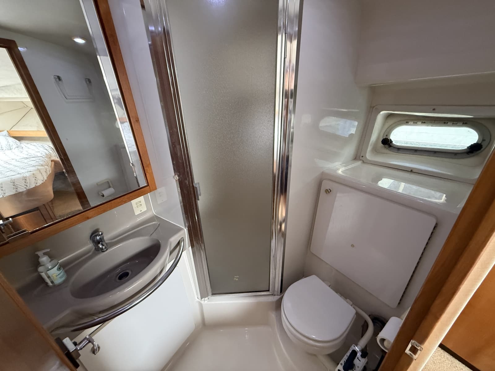 1998 Bayliner 3788 - Photo 46