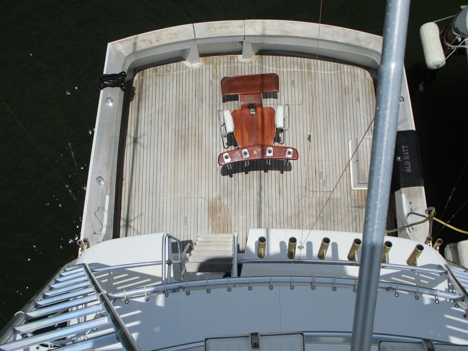 1976 Hatteras 53 Convertible - Photo 42
