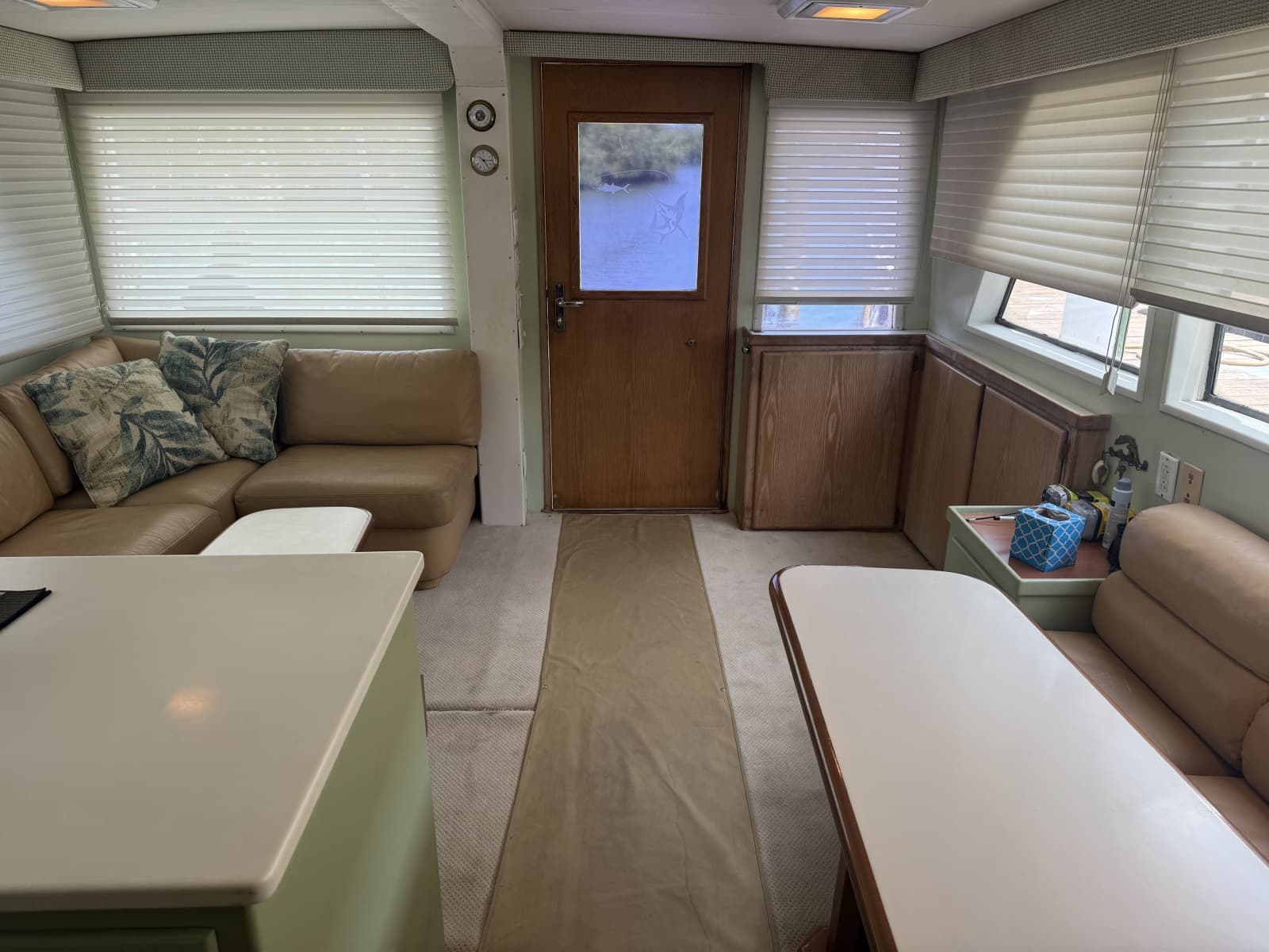 1976 Hatteras 53 Convertible - Photo 7