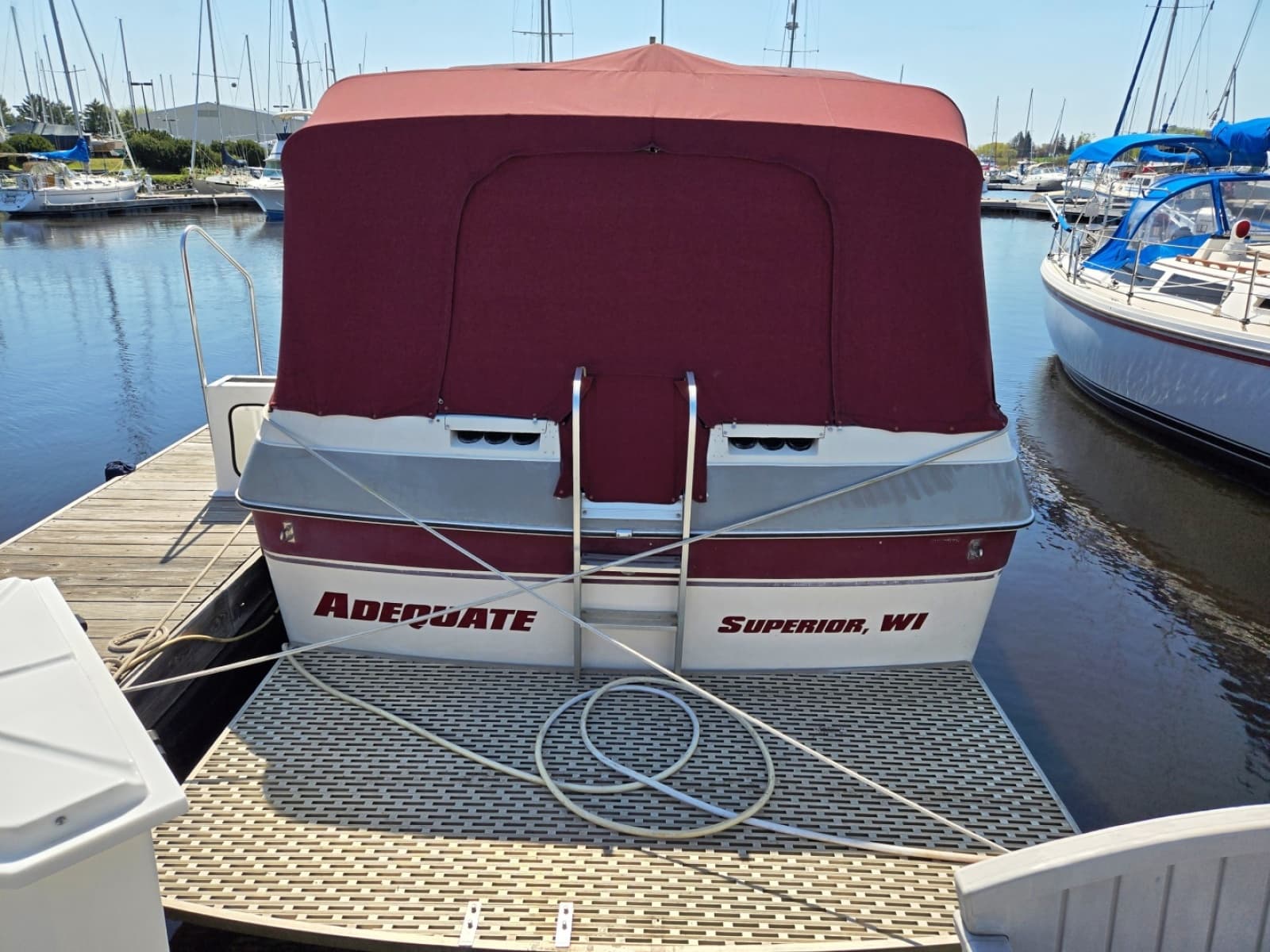 1984 Cruisers Yachts Ultra Vee 336 - Photo 3
