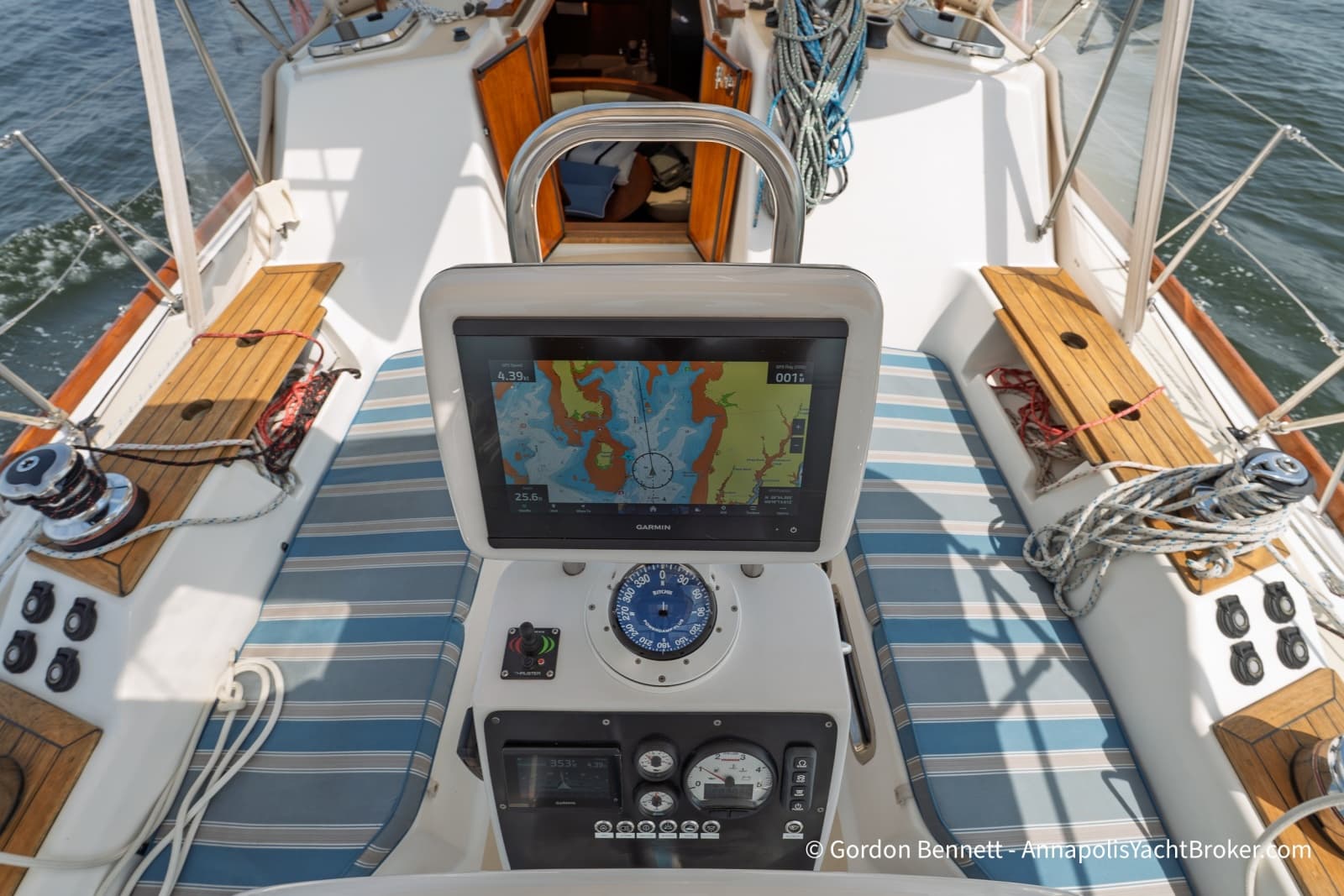 2007 Tartan 4400 - Photo 26