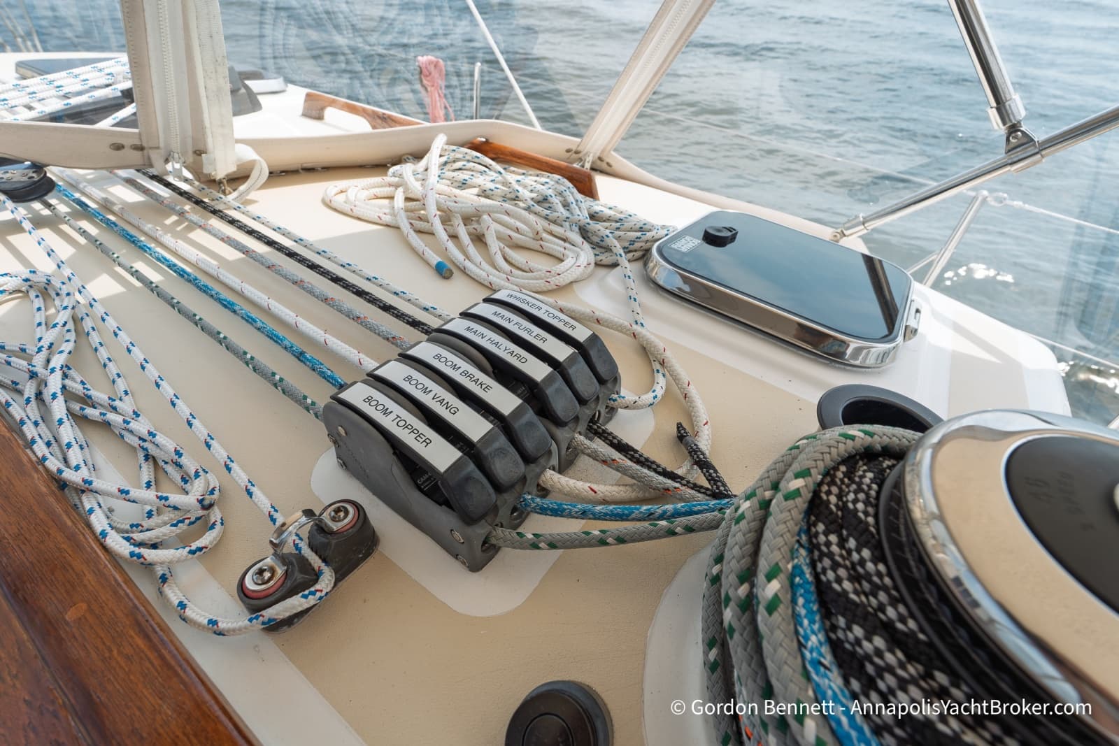 2007 Tartan 4400 - Photo 30