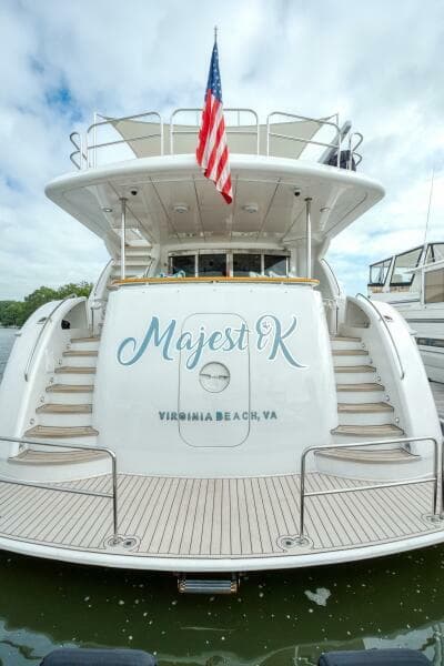 2007 Hatteras 80 Enclosed Bridge - Photo 2