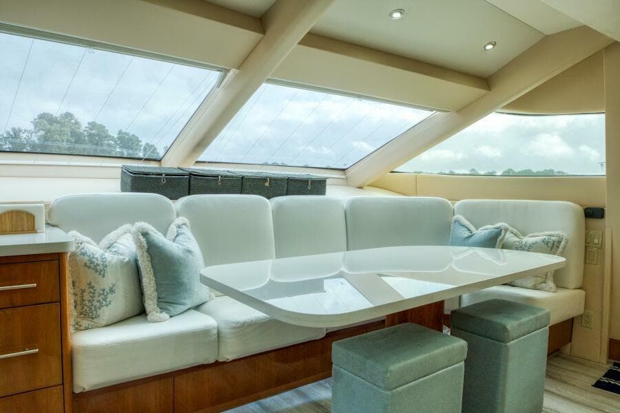 2007 Hatteras 80 Enclosed Bridge - Photo 18
