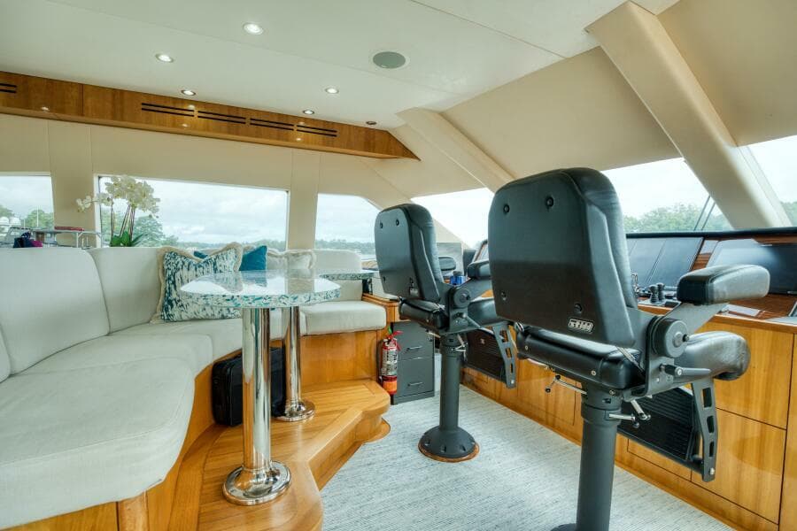 2007 Hatteras 80 Enclosed Bridge - Photo 53