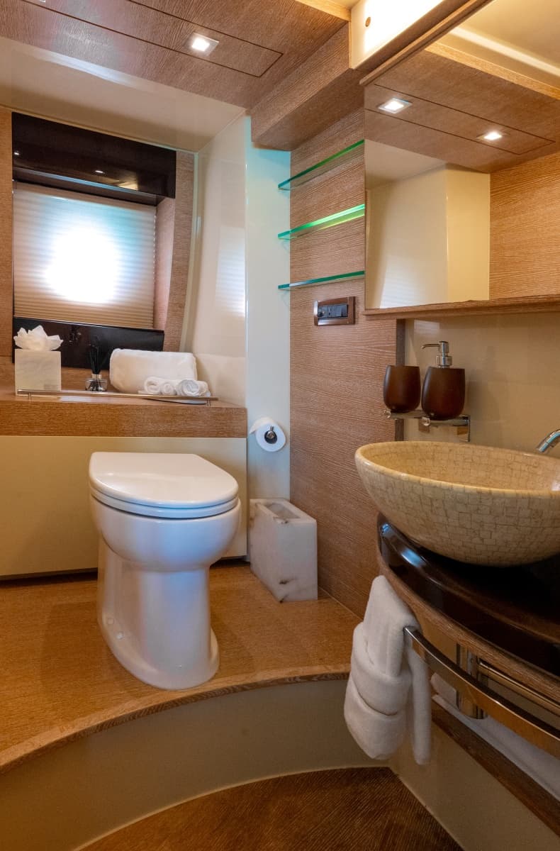2011 Azimut 58 Fly - Photo 34