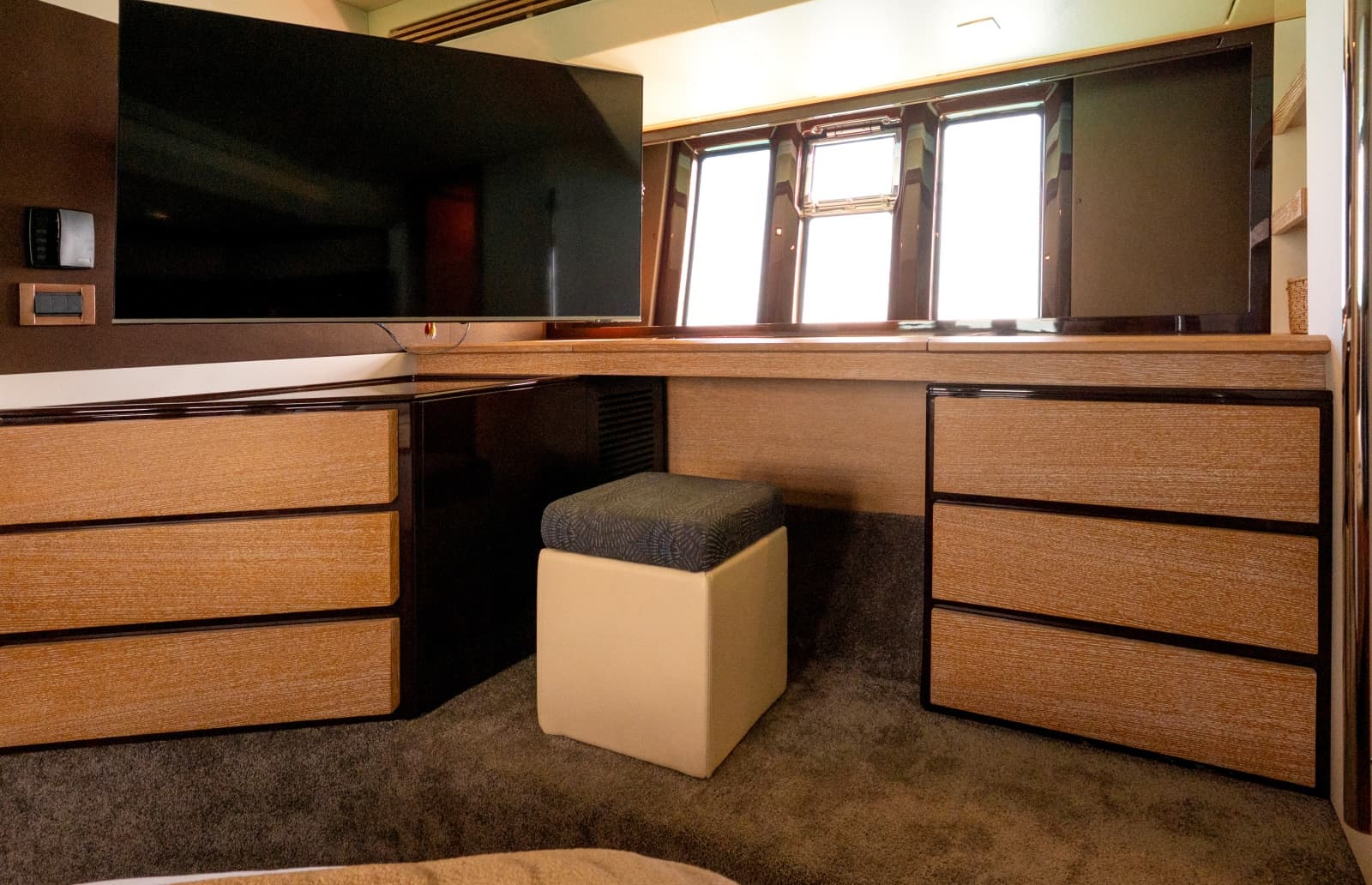 2011 Azimut 58 Fly - Photo 33