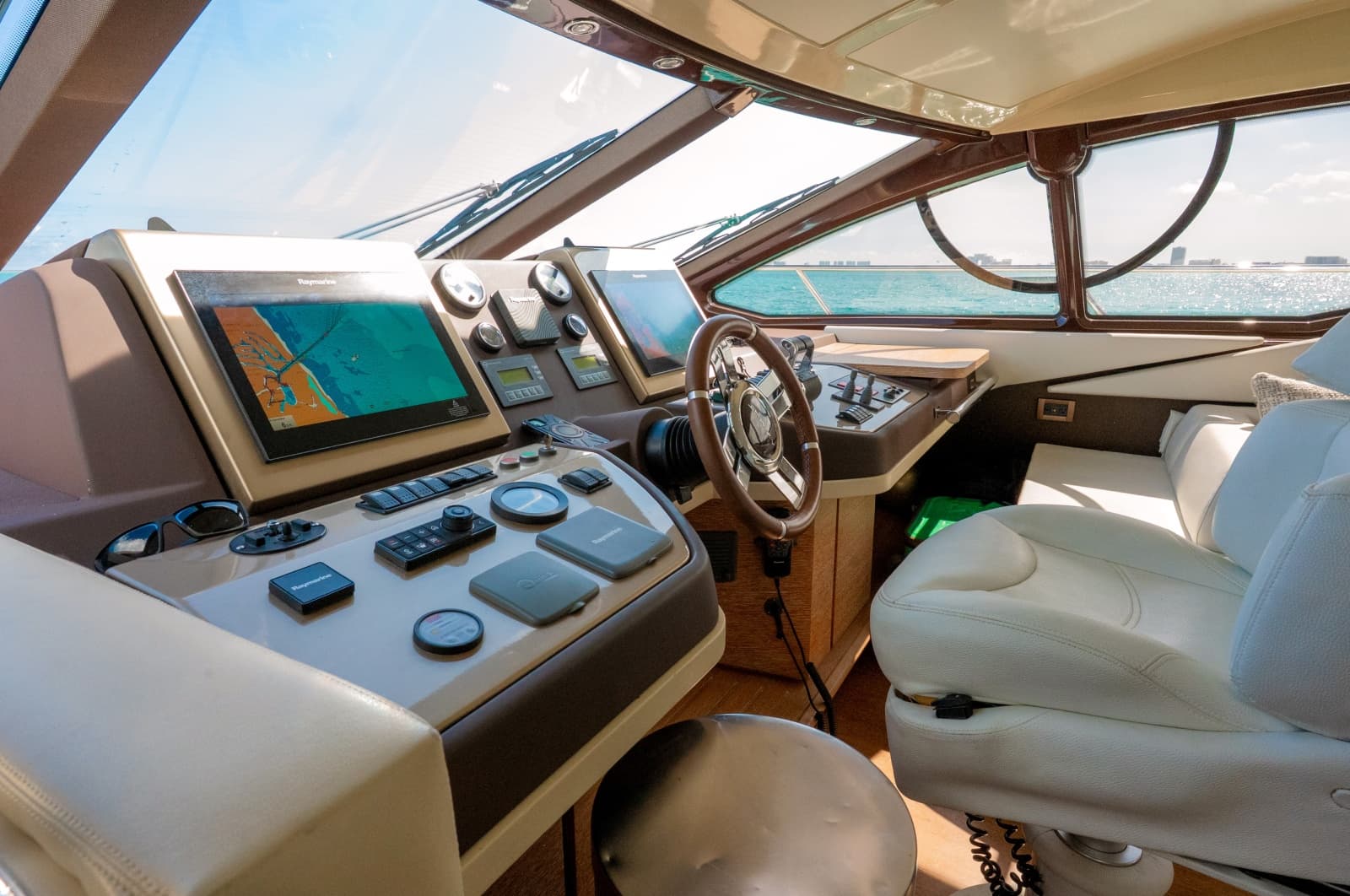2011 Azimut 58 Fly - Photo 27