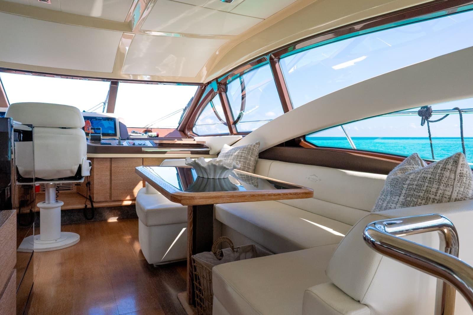 2011 Azimut 58 Fly - Photo 30
