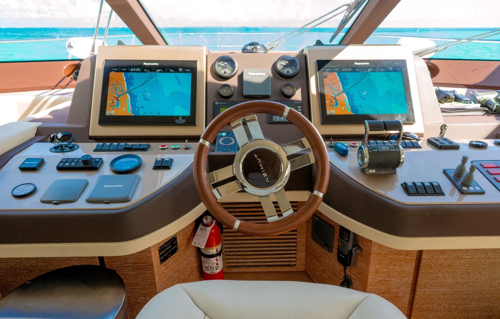 2011 Azimut 58 Fly - Photo 26