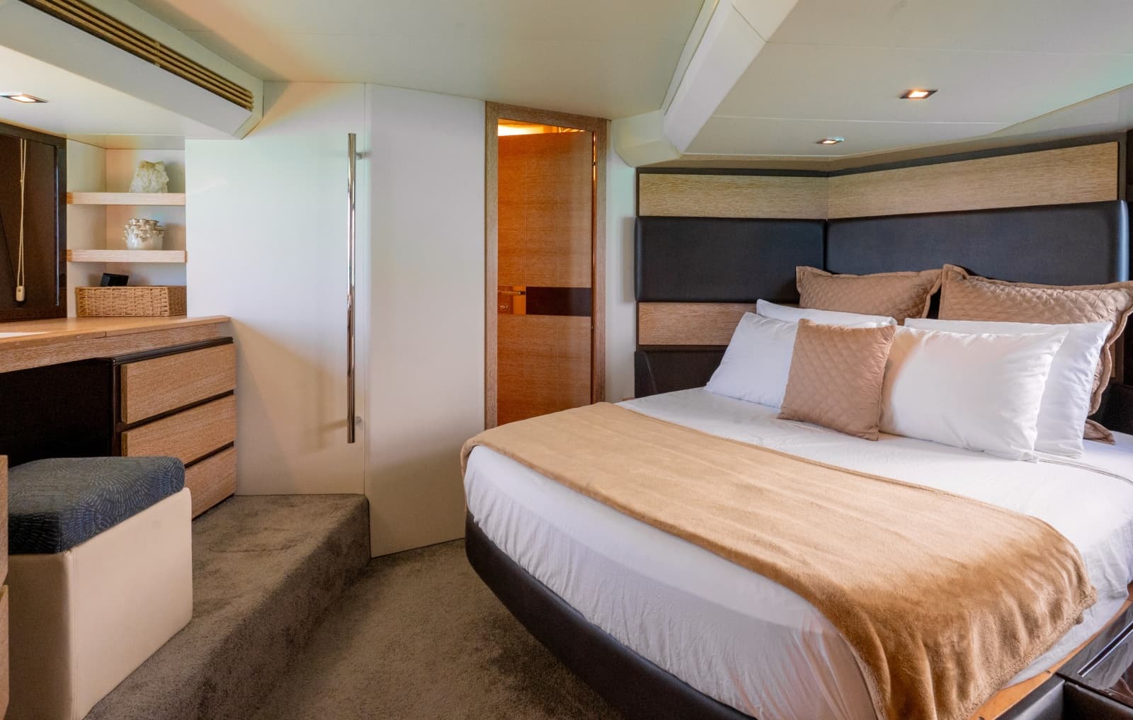 2011 Azimut 58 Fly - Photo 31