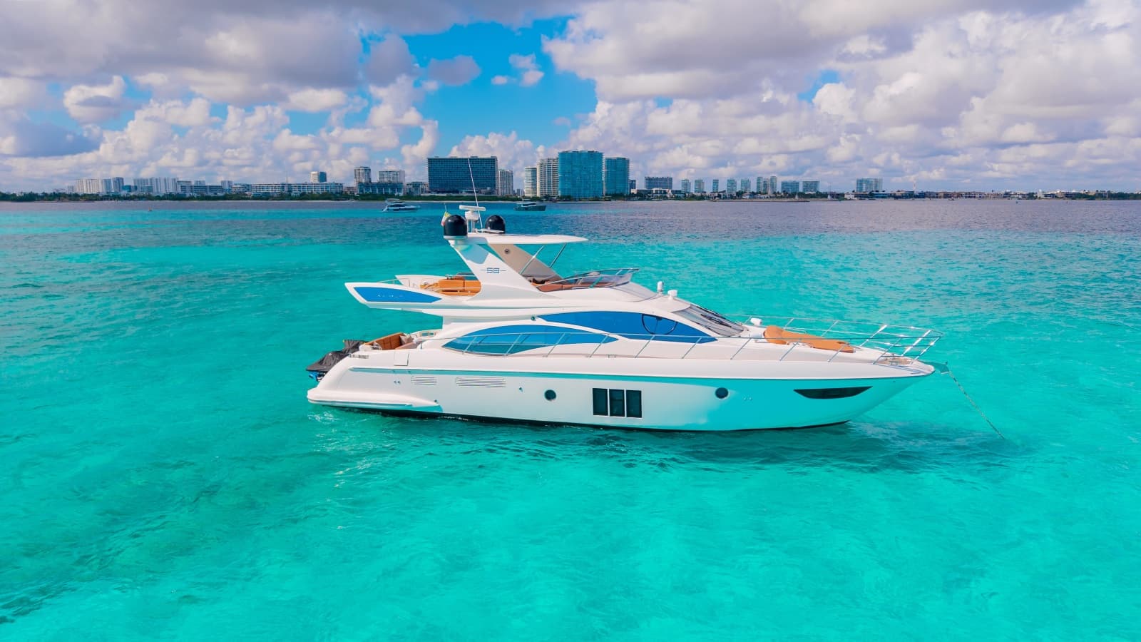 2011 Azimut 58 Fly - Photo 4
