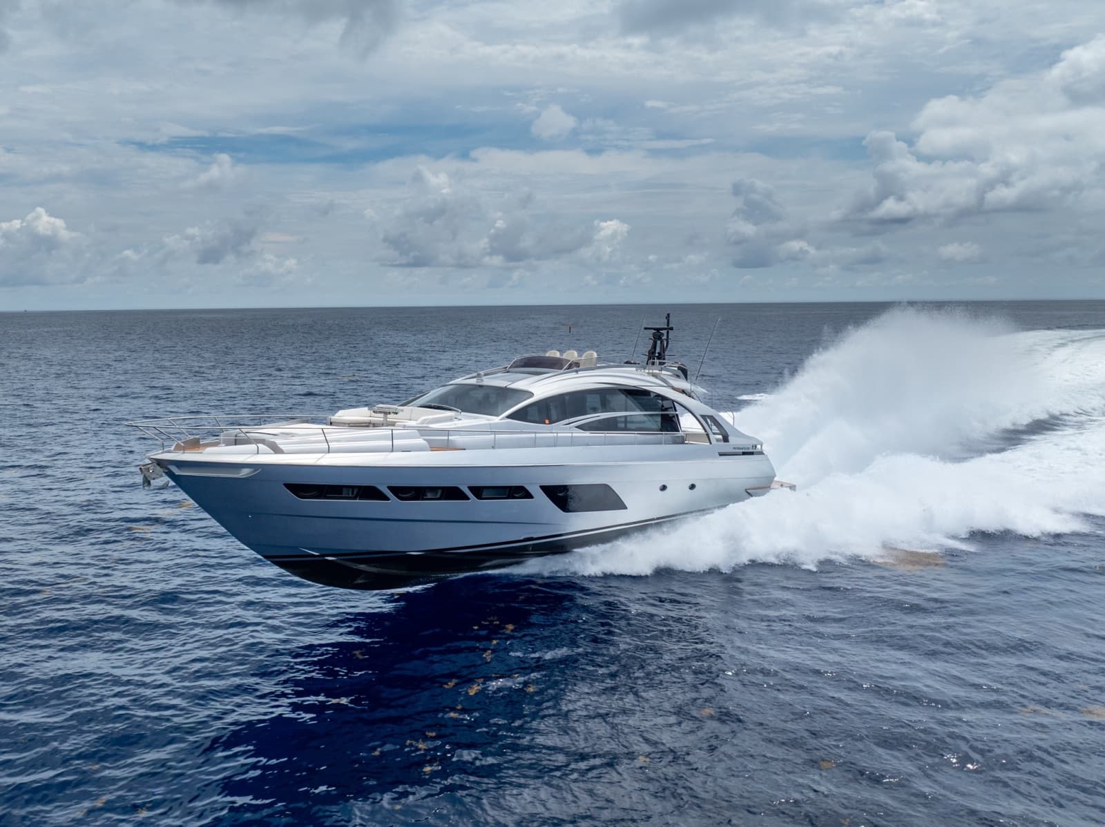 2020 Pershing 8X - Photo 19